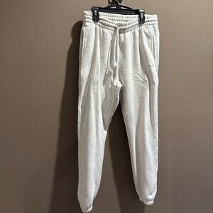 Aritzia  TNA sweat fleece/cozy fleece boyfriend fit joggers